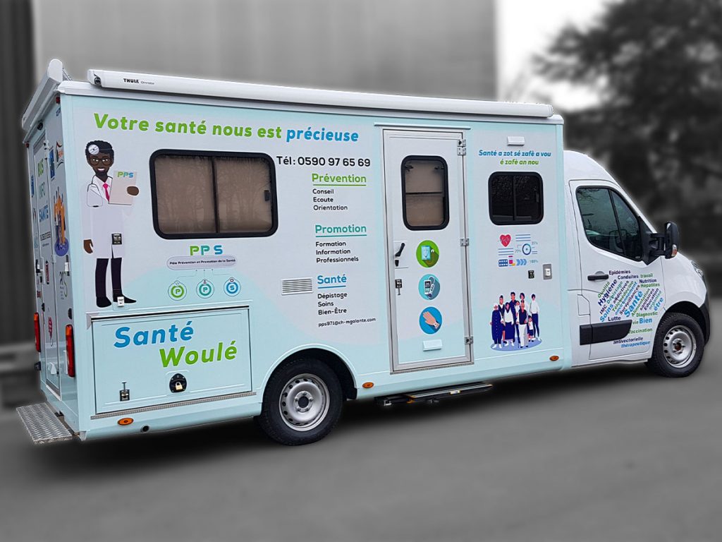 Véhicule prévention santé - 8364642- Médical